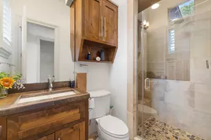 2002 Kinney Ave, Austin, TX 78704 - Photo 26