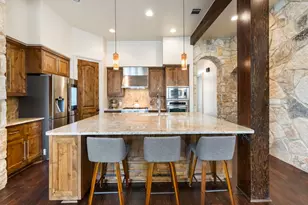 2002 Kinney Ave, Austin, TX 78704 - Photo 8