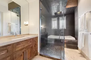 2002 Kinney Ave, Austin, TX 78704 - Photo 16