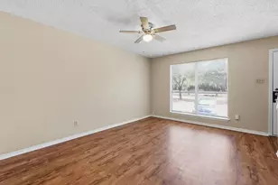 3009 Whisper Oaks Ln, Georgetown, TX 78628 - Photo 6