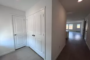 308 Scorpius Trl, Hutto, TX 78634 - Photo 2