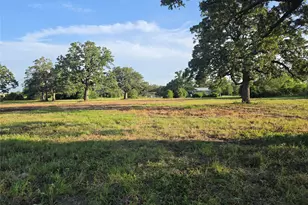000 Brown Rd, McDade, TX 78650 - Photo 1