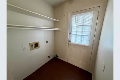 1510 S Medina Street #B, Lockhart, TX 78644 - Photo 16