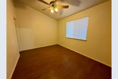 1510 S Medina Street #B, Lockhart, TX 78644 - Photo 10