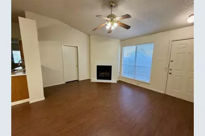 1510 S Medina Street #B, Lockhart, TX 78644 - Photo 6