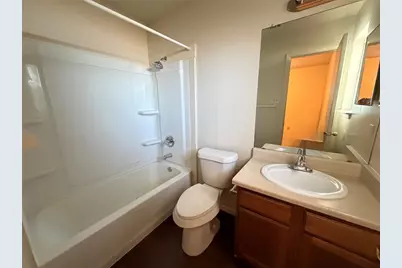 1510 S Medina Street #B, Lockhart, TX 78644 - Photo 12