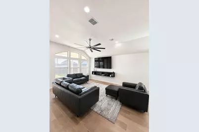 384 Biscayne Bay Bend, Kyle, TX 78640 - Photo 2