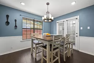303 Pin Oak Dr, Georgetown, TX 78628 - Photo 12