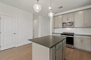 516 Madelines Mdw Ln, Georgetown, TX 78626 - Photo 10