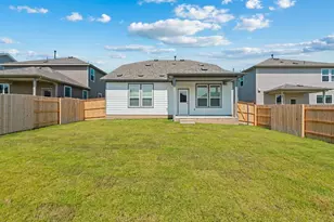 516 Madelines Mdw Ln, Georgetown, TX 78626 - Photo 32