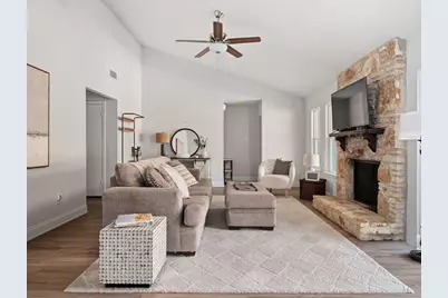 2008 Lear Lane, Austin, TX 78745 - Photo 2