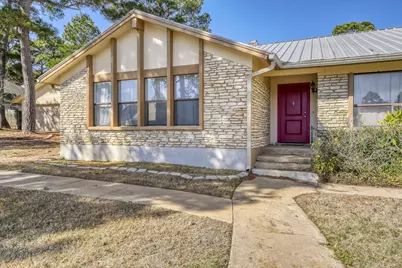 102 Lei Court, Bastrop, TX 78602 - Photo 2