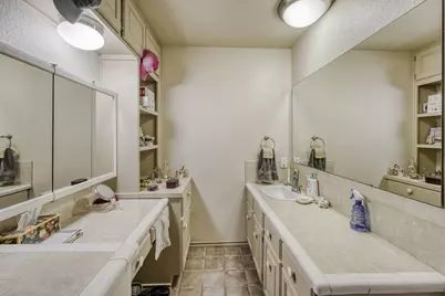 102 Lei Court, Bastrop, TX 78602 - Photo 20