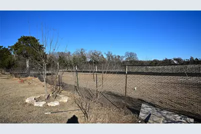 155 Arbuckle Road, Elgin, TX 78621 - Photo 12