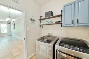 17821 Floribundas, Elgin, TX 78621 - Photo 10