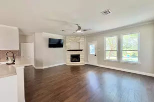 17821 Floribundas, Elgin, TX 78621 - Photo 14