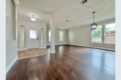 17821 Floribundas, Elgin, TX 78621 - Photo 6