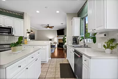 13019 Scofield Farms Drive, Austin, TX 78727 - Photo 16