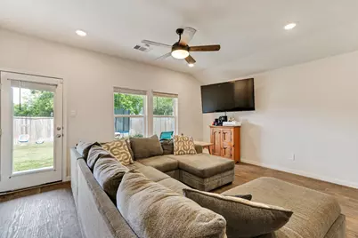 1321 Camden Lane, Lockhart, TX 78644 - Photo 6