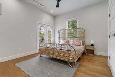 1109 W Annie Street, Austin, TX 78704 - Photo 12