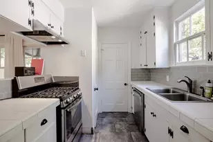 1404 Eva St, Austin, TX 78704 - Photo 10