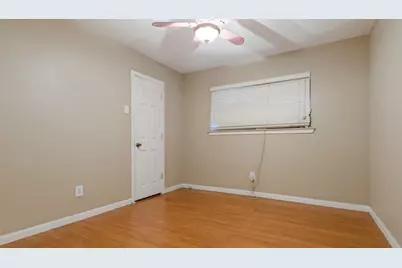3221 Pine Street, Galveston, TX 77551 - Photo 10