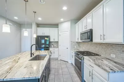 305 Crossvine Trail, Georgetown, TX 78626 - Photo 4