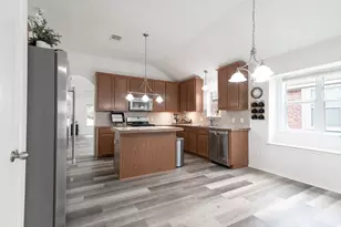 1310 Rainbow Parke Dr, Round Rock, TX 78665 - Photo 8