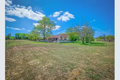 1281 Private Road 7037, Lexington, TX 78947 - Photo 34