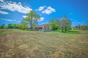 1281 Private Rd 7037, Lexington, TX 78947 - Photo 34