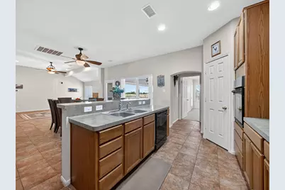 1281 Private Road 7037, Lexington, TX 78947 - Photo 14