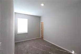 509 Washington Dr, Liberty Hill, TX 78642 - Photo 10