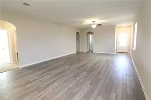 509 Washington Dr, Liberty Hill, TX 78642 - Photo 6