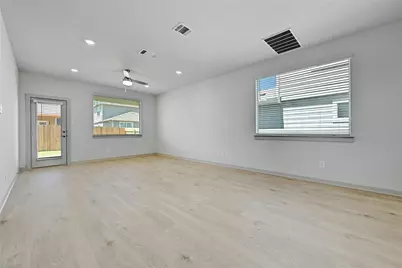 121 New Haven Street, San Marcos, TX 78666 - Photo 6