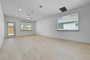 121 New Hvn St, San Marcos, TX 78666 - Photo 6