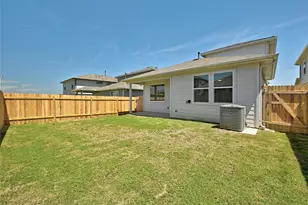 121 New Hvn St, San Marcos, TX 78666 - Photo 32