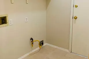 1114 Blue Fox Dr, Austin, TX 78753 - Photo 10