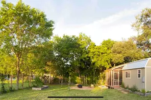 740 Trinity St, Lockhart, TX 78644 - Photo 2