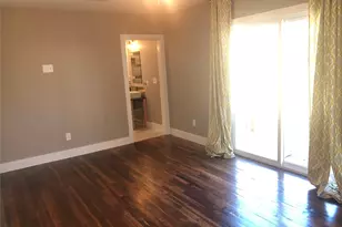 1221 S Austin Ave, Georgetown, TX 78626 - Photo 8