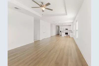 100 Eagle Valley Drive, Elgin, TX 78621 - Photo 6