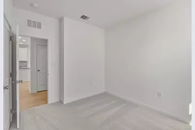 100 Eagle Valley Drive, Elgin, TX 78621 - Photo 14