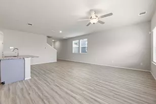 12809 Village Spun Plz, Buda, TX 78610 - Photo 14