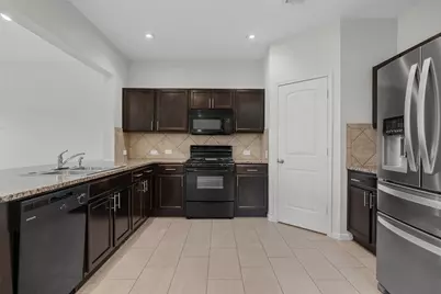 518 Luna Vista Drive, Hutto, TX 78634 - Photo 6