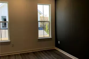 2624 Metcalfe Rd, Austin, TX 78741 - Photo 6