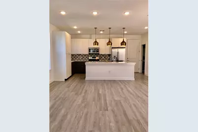 2624 Metcalfe Road #6, Austin, TX 78741 - Photo 2