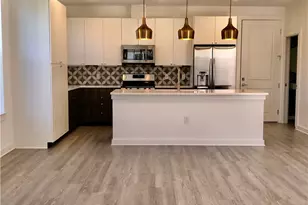 2624 Metcalfe Rd, Austin, TX 78741 - Photo 2