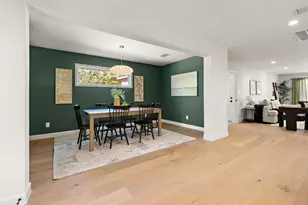 8102 Burrell Dr, Austin, TX 78757 - Photo 14