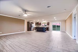 202 Lazy River Ln, Elgin, TX 78621 - Photo 6