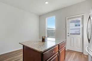 433 Stone Water Ln, Jarrell, TX 76537 - Photo 12