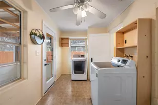 1218 S Myrtle St, Georgetown, TX 78626 - Photo 22